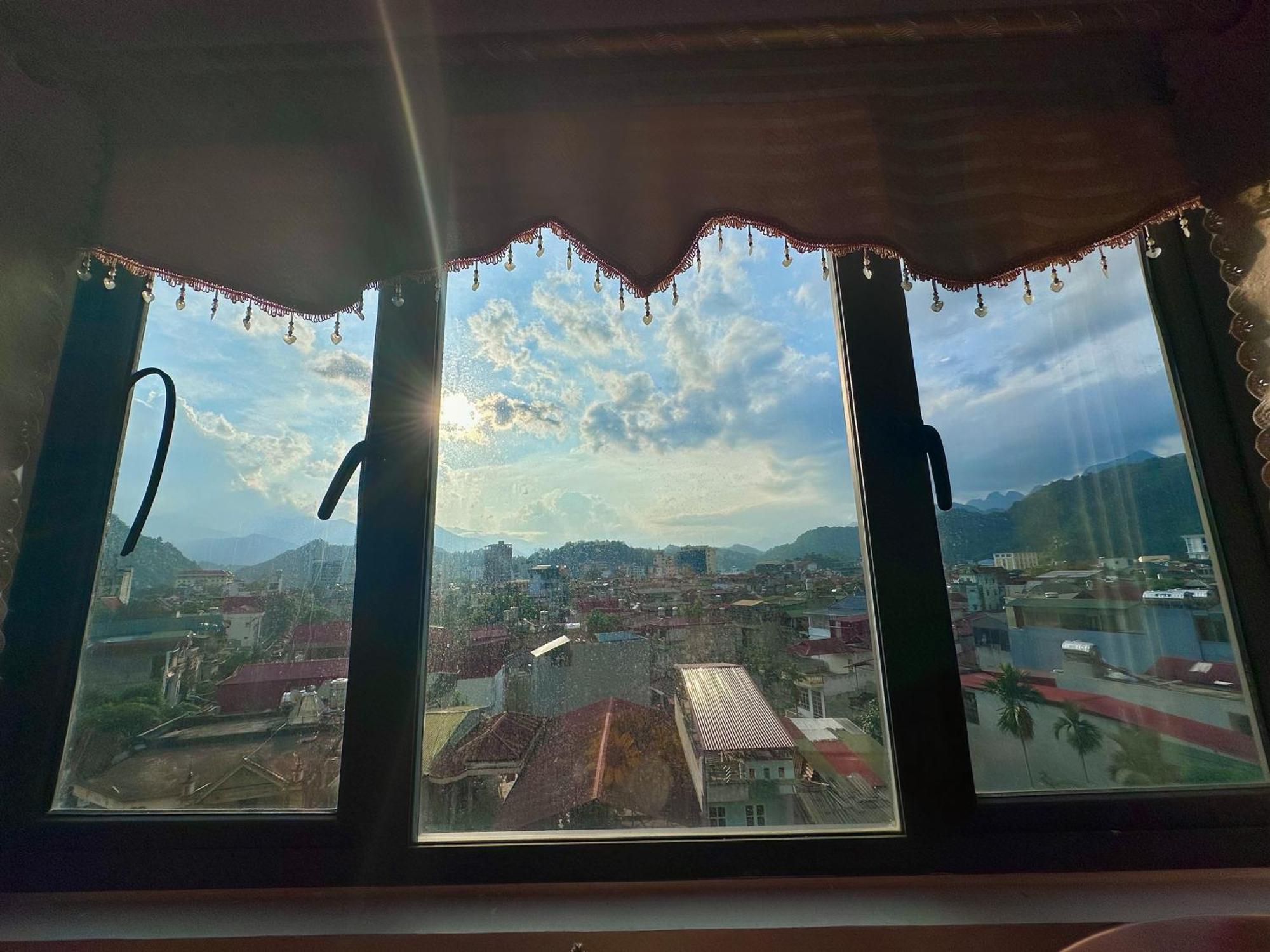 Tam Giac Mach Hotel Ha Giang Esterno foto