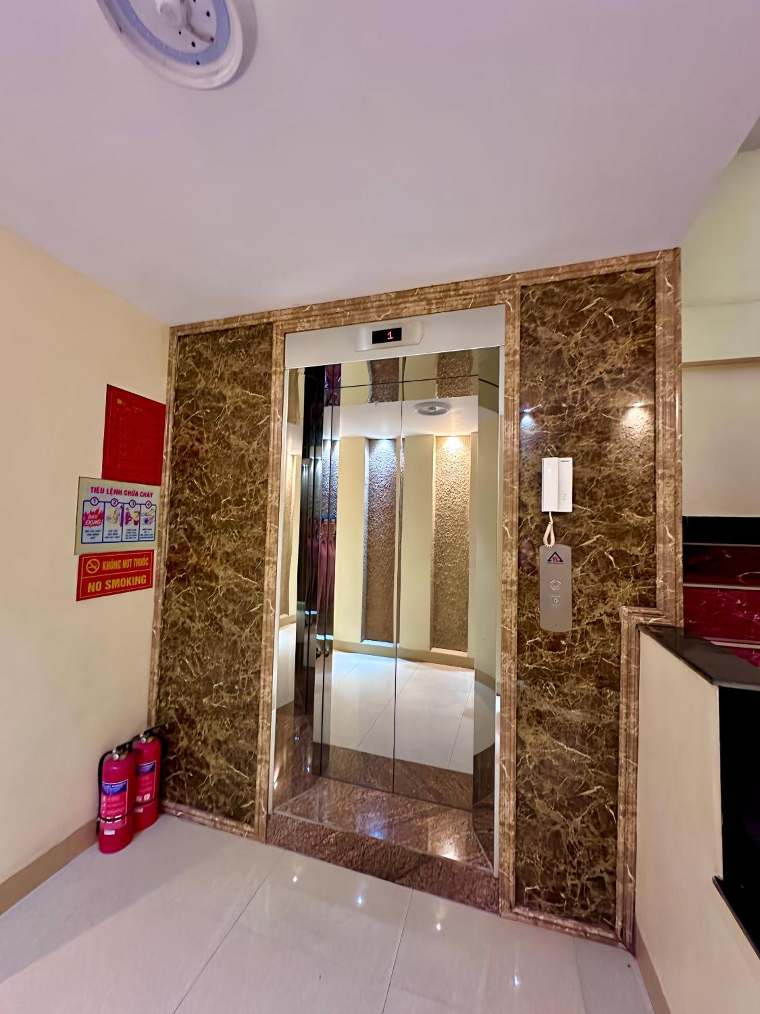 Tam Giac Mach Hotel Ha Giang Esterno foto